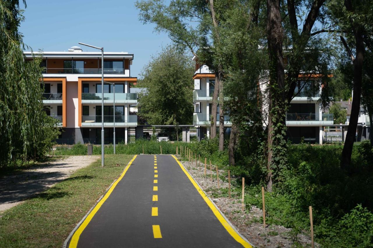 شقة Fuzliget Surf Garden Balatonfůzfő المظهر الخارجي الصورة